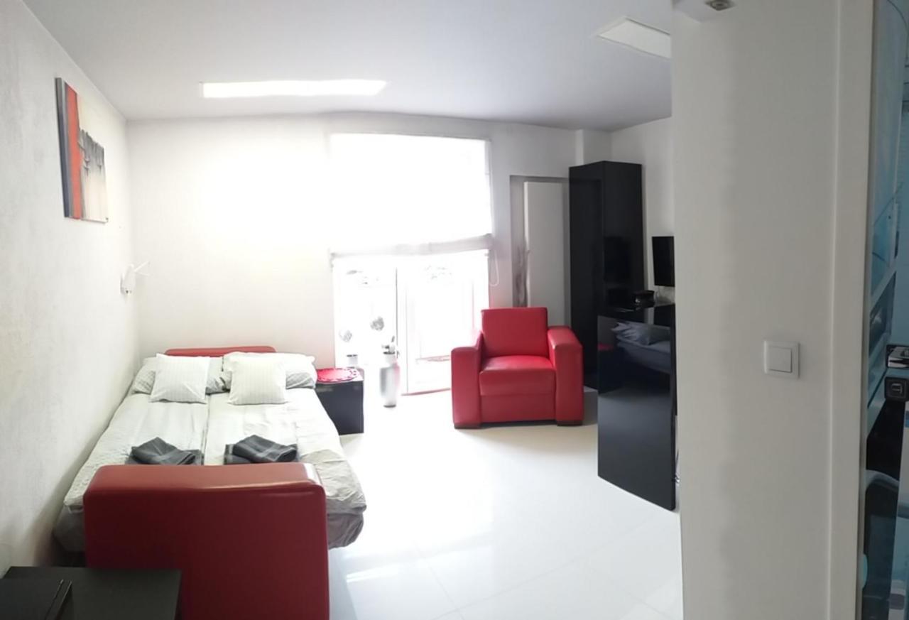 Apartamenty Centrum Rynek Mala Dwojka Kielce Kültér fotó
